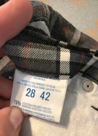 Pantaloni Dolce & Gabbana a quadri taglia M