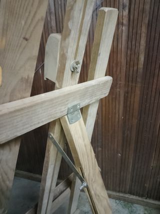 Caballete de madera para pintar