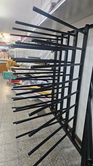 Expositor rollos tela/papel metal negro