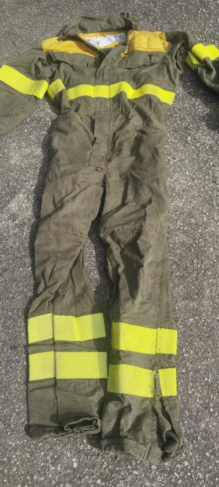 Funda ignífuga para incendio forestal