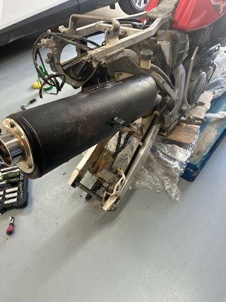 Escape Completo y colector Moto honda xr 650R