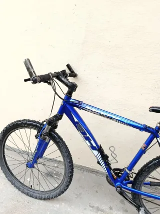 Bicicleta BH spyro 26” aluminio Cadena y piñones n