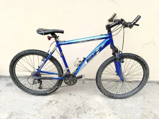 Bicicleta BH spyro 26” aluminio Cadena y piñones n