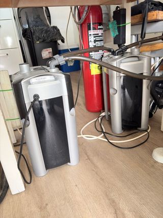 Acuario 250L con pantalla Chihiros