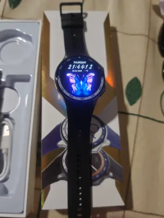 Reloj Smartwatch Negro y Marrón