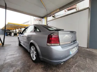 Opel Vectra 2005