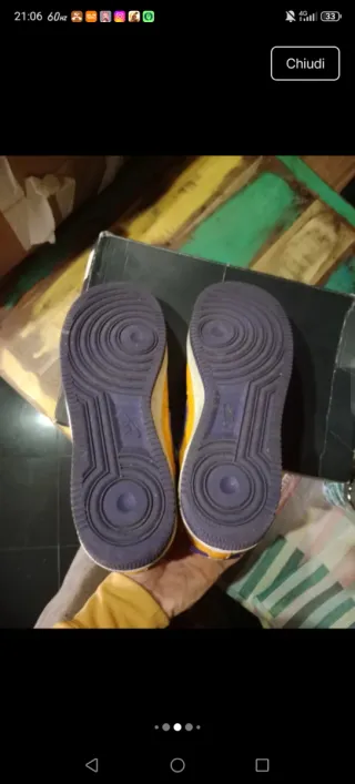 Nike KB 24 Scarpe viola e giallo