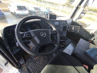 Mercedes ACTROS 25 45-CAMIONES PORTAMAQUINARIAS