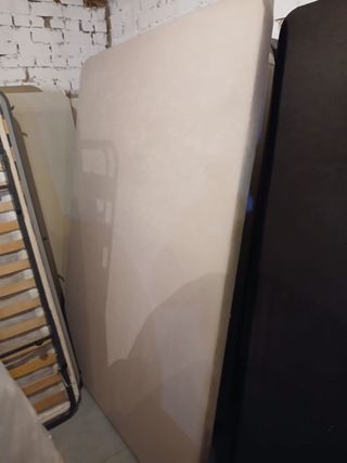 Base tapizada patas 150x200