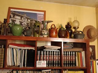 Cántaros de cerámica decorativos
