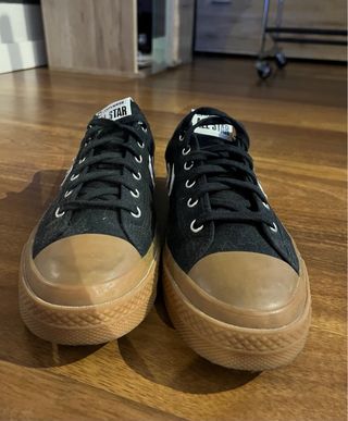 Converse All Star Negras Suela Marrón