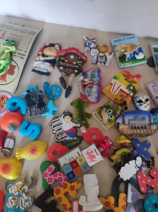 Lote de imanes de nevera variados