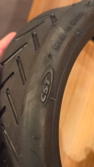 Rueda completa patinete CST 8 1/2 NUEVA