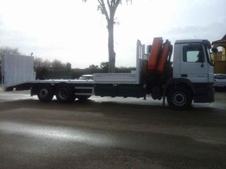 Mercedes ACTROS 25 32-CAMIONES PORTAMAQUINARIAS