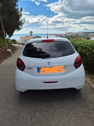 Peugeot 208 2017