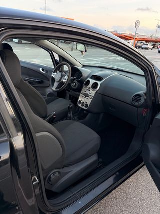 Opel Corsa 2009 Etiqueta C