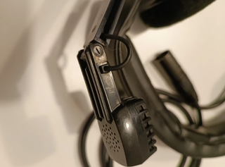 Headset Mono Auricular Preto / Beyerdynamic