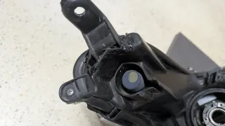 Faro Toyota Yaris izq