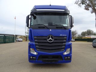 Mercedes ACTROS 25 40-CAMIONES PORTAMAQUINARIAS