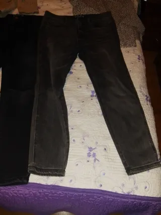 Conjunto Chaqueta Beige y Pantalones más vestido