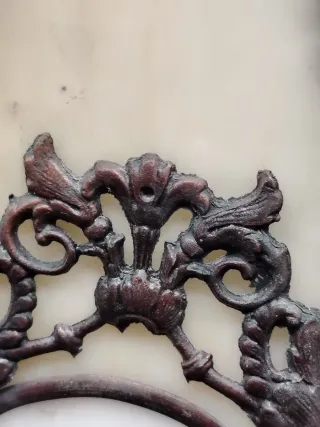 Lámpara de mesa metal y piedra firma Marfil