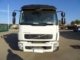 Volvo FL 290.16-CAMIONES GRUA
