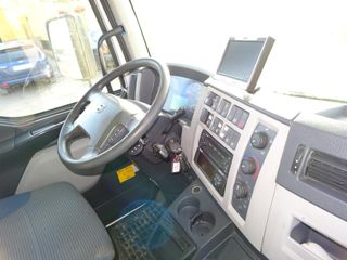Volvo FL 290.16-CAMIONES GRUA