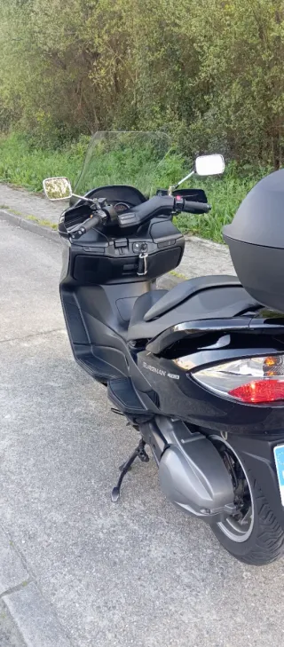 Suzuki Burgman AN400 ABS Negra