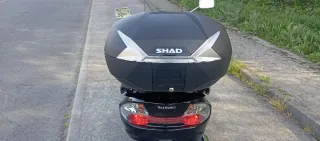 Suzuki Burgman AN400 ABS Negra