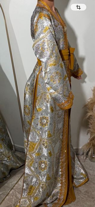 Tkhxita Mostaza Diseño Único