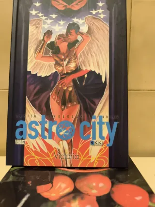Astro City. Victoria