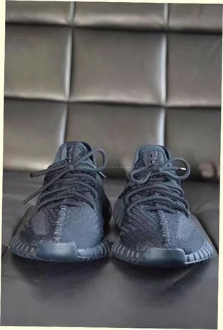 Adidas Yeezy 350 V2 Black Static Talla 38.5
