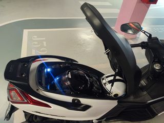 KYMCO Superdink 350i Blanca 2019