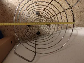 Cesta de acero inoxidable con ruedas