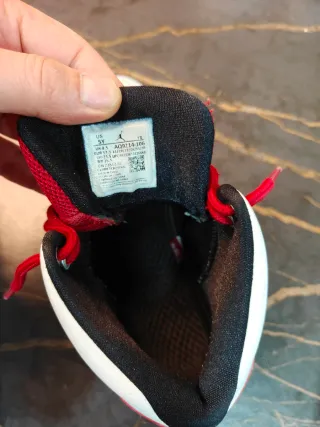 Jordan Max Aura 37.5 con caja original