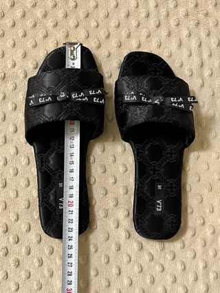 Ciabatte V° 73 N. 36