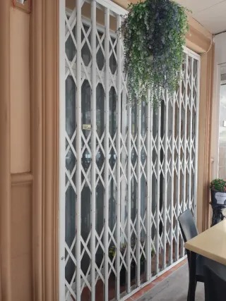 Rejas de seguridad blancas