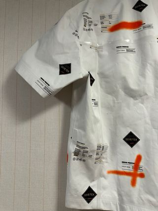 Heron Preston Camiseta Goretex Cremallera