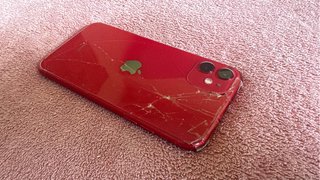 iPhone 11 128GB Rojo