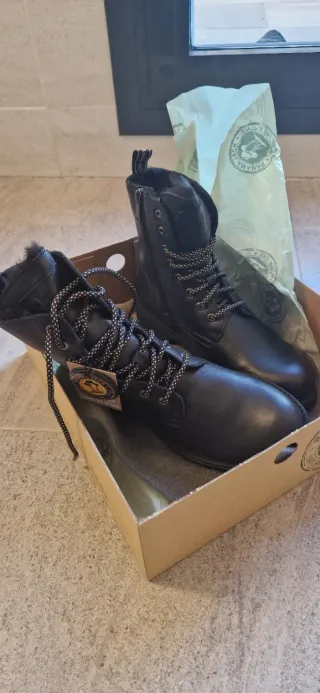 Botas Panama Jack Talla 40 Negras