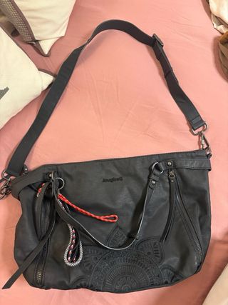 Bolso Desigual negro
