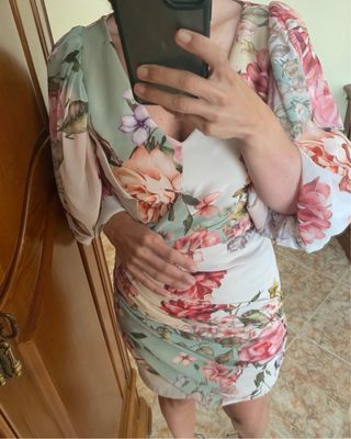 Vestido Rinascimento floral talla S