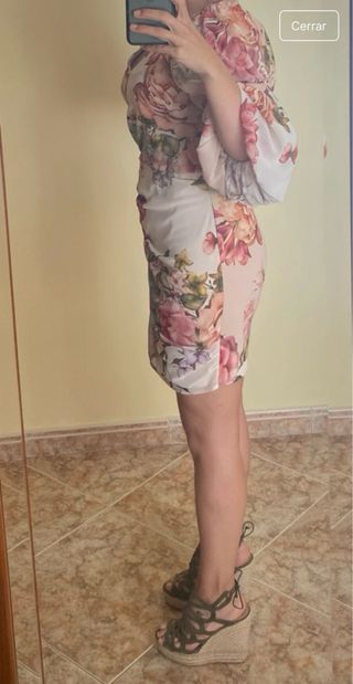 Vestido Rinascimento floral talla S