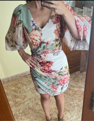 Vestido Rinascimento floral talla S