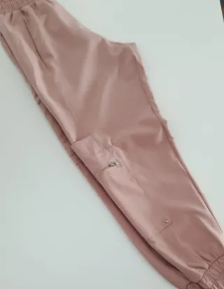 Pantalón jogger rosa con cremalleras Zara T.XS