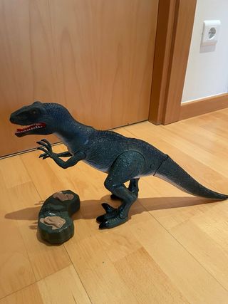 Dinosaurio de juguete