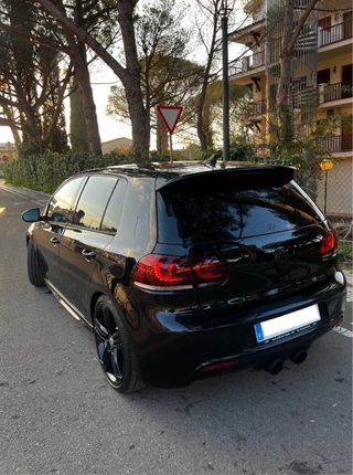 Volkswagen Golf R 2010