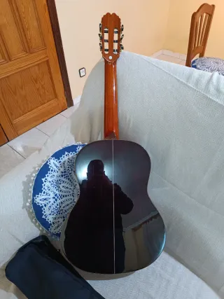 Guitarra Admira Virtuoso +