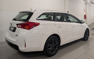 Toyota Auris 120D Business Touring Sports