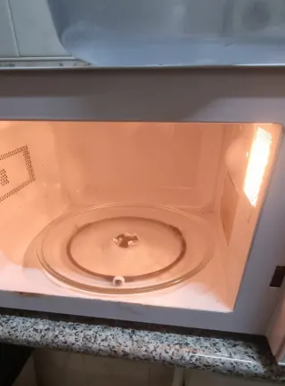 Microondas Teka Blanco y horno portatil Moulinex